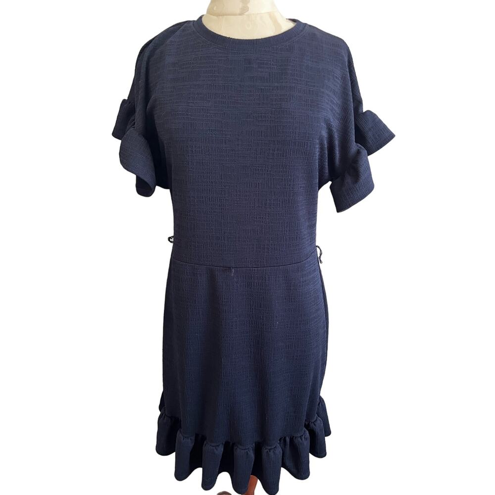 Emma & Michele Short Sleeve Ruffled Knee Length Dress Small
